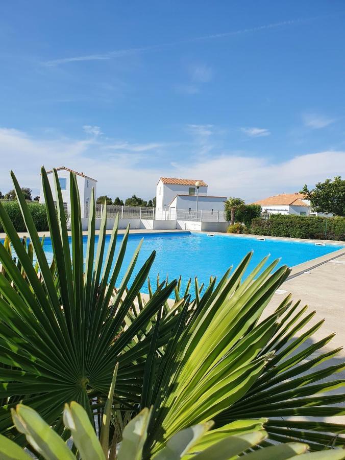 Maison Les Dunes Avec Piscine Collective La Faute-sur-Mer Exterior foto